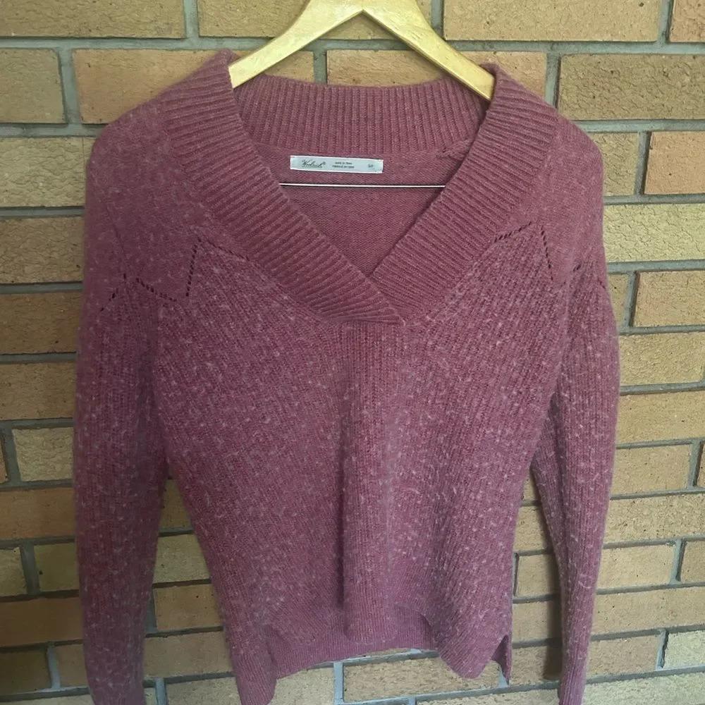 Woolrich Women's Wool Blend Sweater Raspberry Pink V-Neck Classic Style Small